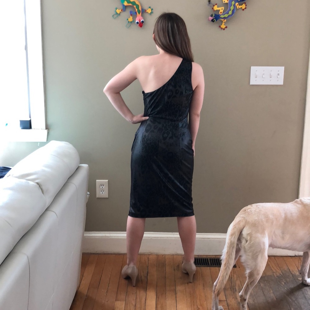 David Meister 6 one shoulder black midi dress - Picture 2 of 5